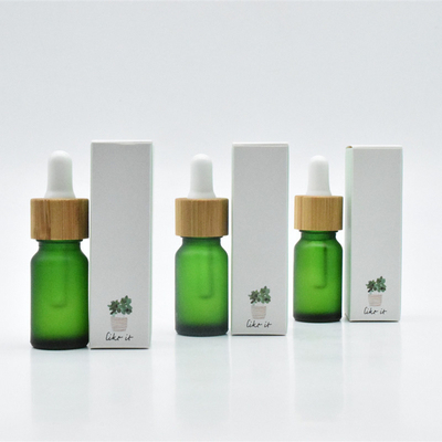 苦痛制御CBD色オイル30ml 5%-30%のSativa源の黄色い液体