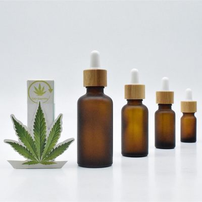 麻の植物CBD完全なスペクトル オイル500mg-3000mg CBDの石油製品の植物家族