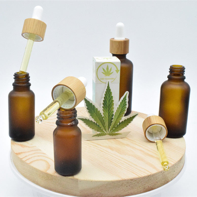 麻の植物CBD完全なスペクトル オイル500mg-3000mg CBDの石油製品の植物家族