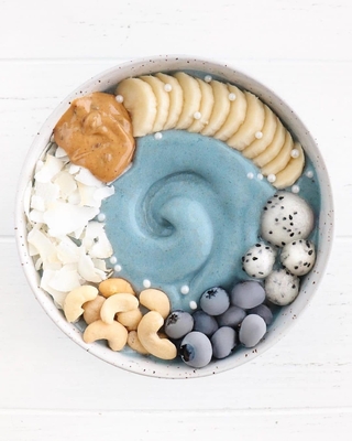 完全菜食主義者のAcaiボール60%-70%蛋白質の栄養素のために自由な青いSpirulinaのグルテン